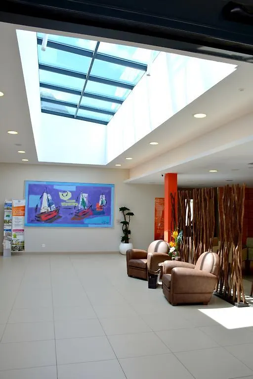 Domitys Le Griffon D'Or Aparthotel Saint-Brieuc