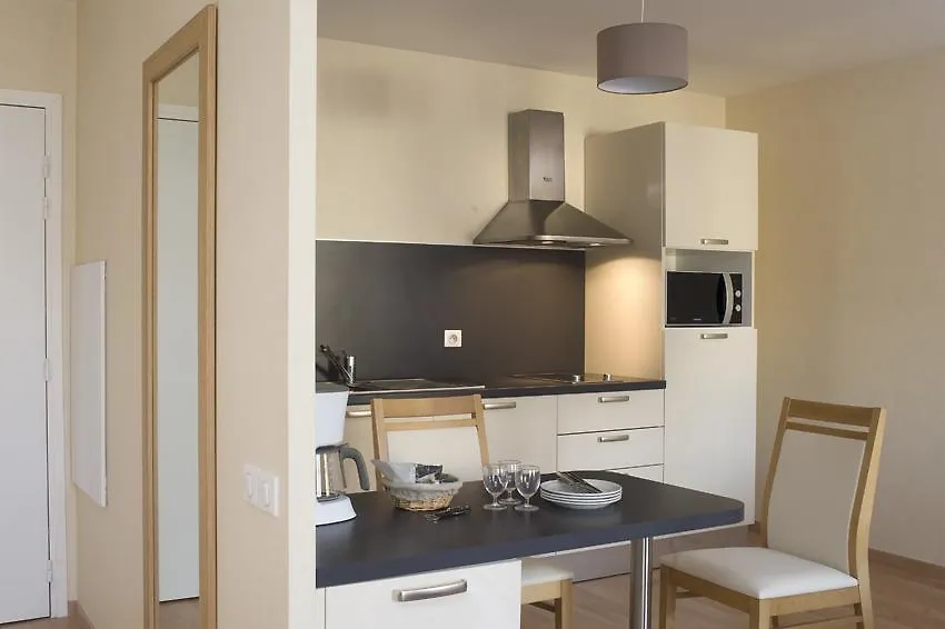 Domitys Le Griffon D'Or Aparthotel Saint-Brieuc France